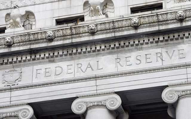 Waller (Fed): Η αγορά εργασίας συνεχίζει να επιβραδύνει δικαιολογώντας μια μείωση τον Δεκέμβριο