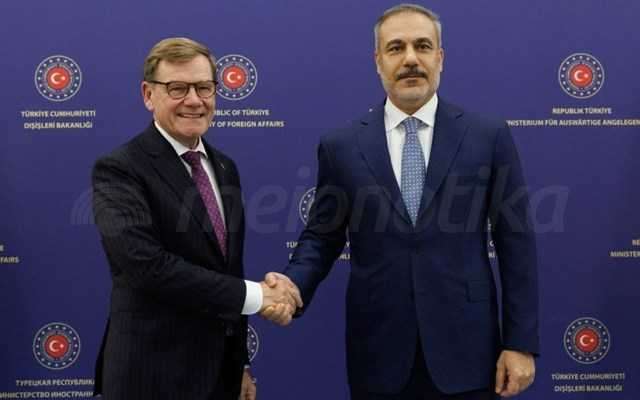 Στενότερη αμυντική συνεργασία της ΕΕ με την Τουρκία ζήτησε ο Γερμανός ΥΠΕΞ Βάντεφουλ