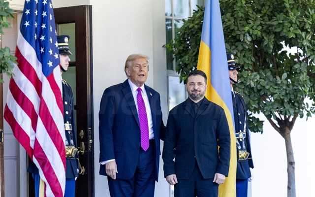 Κλίμα πολεμικού συναγερμού εν μέσω... ειρηνευτικών διαβουλεύσεων