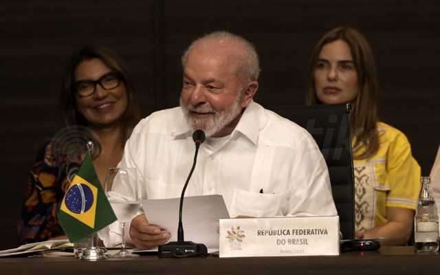 COP30: Ο Λούλα καταγγέλλει τους "αρνητές" της κλιματικής αλλαγής