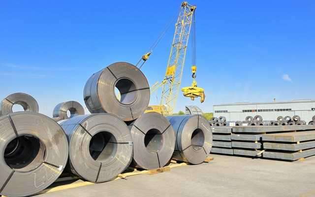 Ο Καναδάς επιβάλλει νέους δασμούς στον αμερικανικό χάλυβα και περιορίζει τις εισαγωγές από το εξωτερικό