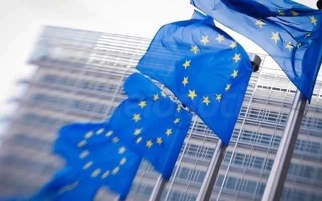 Κομισιόν: Ανάπτυξη στην Ευρωζώνη παρά τις έξωθεν προκλήσεις