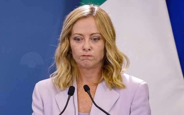 Μελόνι εναντίον δικαστών "στη μάχη του δημοψηφίσματος"