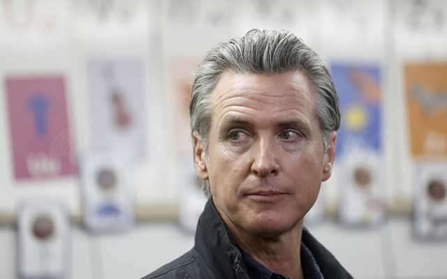 Νιούσομ (κυβερνήτης Καλιφόρνιας) από την COP30: Ο Τραμπ επιμένει στην ανόητη στάση του