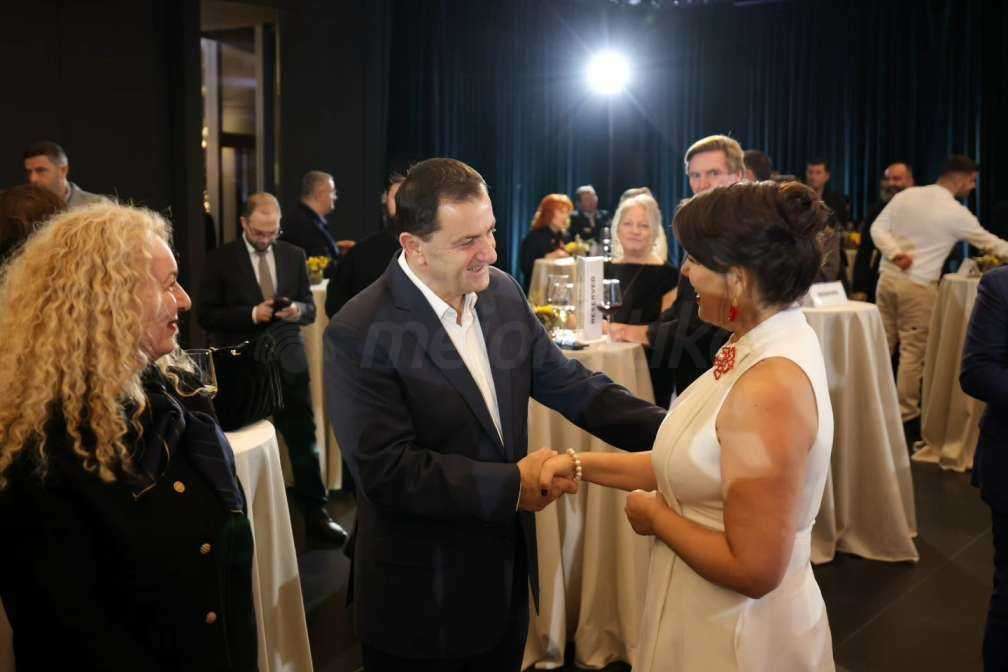 Ο Δήμαρχος Χιμάρας ευχαριστεί την Πρέσβη της Ελλάδας στην Αλβανία για τη συνεργασία