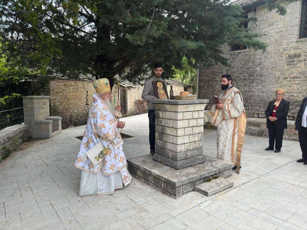 Πανηγυρικά εορτάστηκε η Ανακομιδή των Λειψάνων του Αγίου Αθανασίου στην Εκκλησία της Αλβανίας