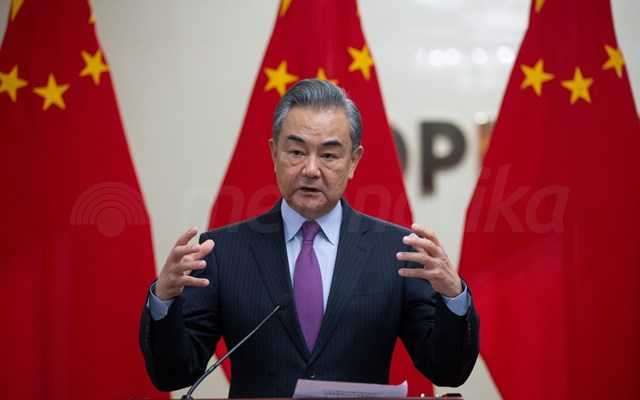 Κίνα: Ένας "πολυπολικός" κόσμος αναδύεται, λέει ο ΥΠΕΞ και ζητά να "τερματιστούν" οι εμπορικοί πόλεμοι