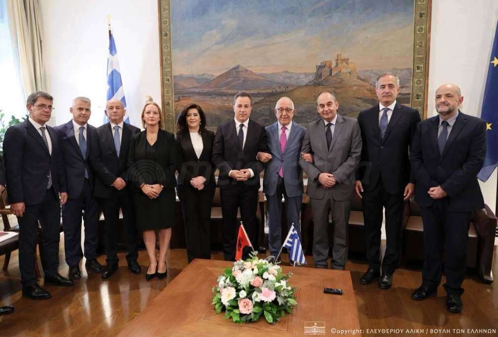 Νικήτας Κακλαμάνης προς τον Αλβανό ομόλογό του: Επίλυση του ιδιοκτησιακού καθεστώτος της Ελληνικής Μειονότητας και σεβασμός της εθνικής της ταυτότητας