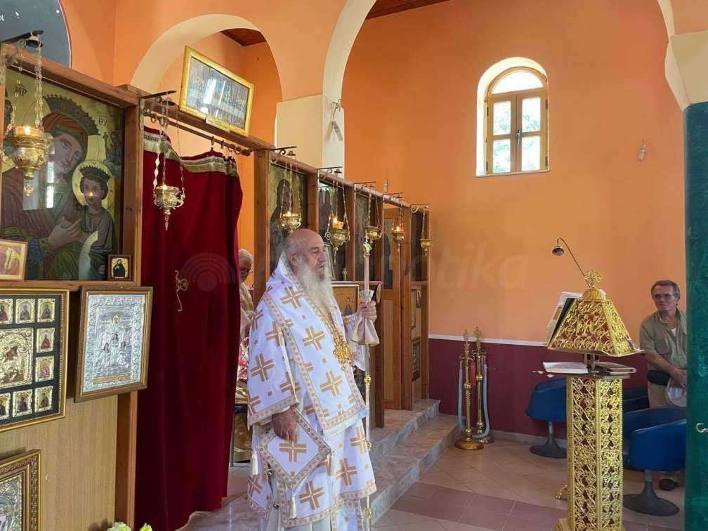 Η εορτή των Αγίων Αναργύρων στη Γριάσδανη με προεξάρχοντα τον Μητροπολίτη Ναθαναήλ