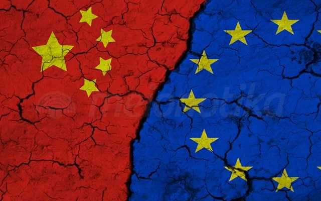 Το Πεκίνο καλεί το Βερολίνο να βοηθήσει στη βελτίωση των σχέσεων Κίνας - ΕΕ