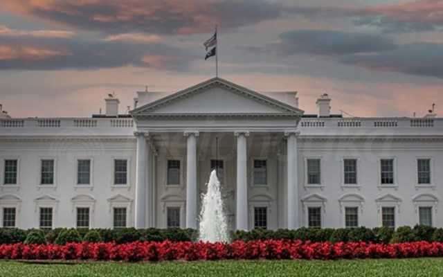 Λευκός Οίκος: Η δημοσιογράφος που χαρακτήρισε "γουρούνα" ο Τραμπ "πήγαινε γυρεύοντας"