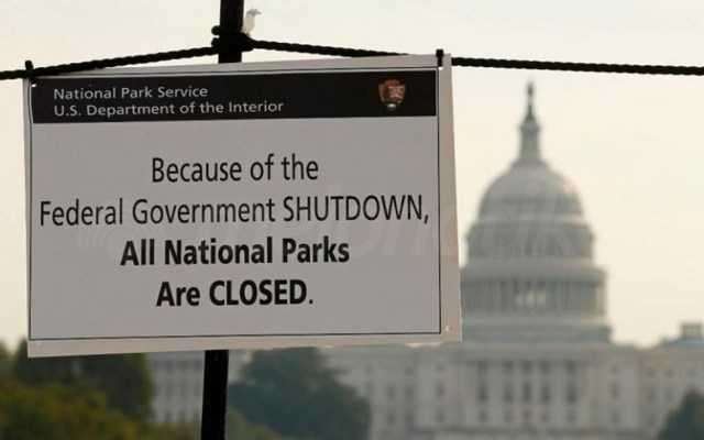 ΗΠΑ: Αν συνεχιστεί η στάση πληρωμών, η οικονομική ανάπτυξη μπορεί να έχει αρνητικό πρόσημο κατά το τέταρτο τρίμηνο