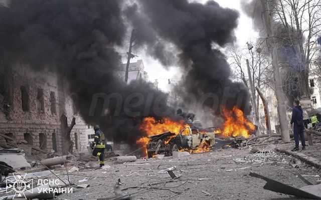 Ουκρανία: Ρωσικά drones έπληξαν πολυκατοικία στο Σούμι - Τουλάχιστον 7 άνθρωποι τραυματίστηκαν