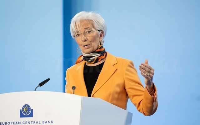 Λαγκάρντ: Είμαστε αθώοι θεατές των αποφάσεων που λαμβάνονται στις ΗΠΑ - Το ευρώ δεν μπορεί να παραμείνει ένα παθητικό ασφαλές καταφύγιο