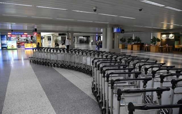 ΗΠΑ: Το υπ. Μεταφορών προειδοποιεί ότι οι πτήσεις εσωτερικού θα μειωθούν δραστικά όσο συνεχίζεται το shutdown