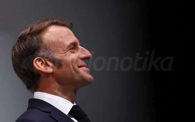 Μακρόν: Δεν κάνεις μια χώρα πιο ευτυχισμένη εμποδίζοντας τους πρωταθλητές της να κατακτήσουν νέες αγορές