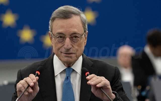 Μάριο Ντράγκι: Ένας "πραγματιστικός φεντεραλισμός" μπορεί να βγάλει την Ευρώπη από τη δύσκολη θέση