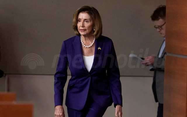 Αποσύρεται από το Κογκρέσο η Νάνσι Πελόζι