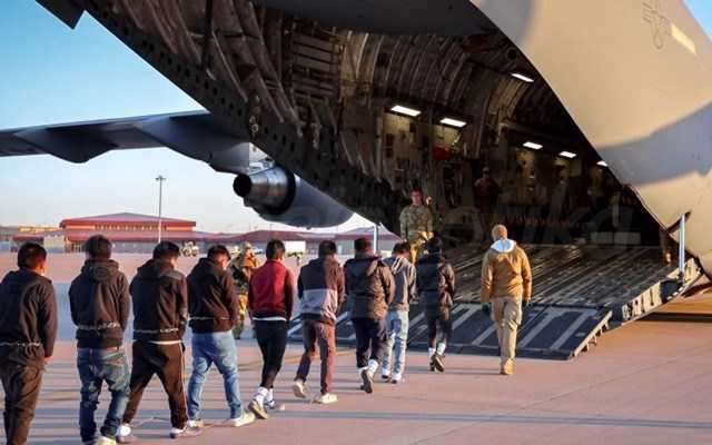 Το Κόσοβο υποδέχεται μετανάστες που απελαύνονται από τις ΗΠΑ: "Δεχόμαστε αυτούς που δεν θέλουν"