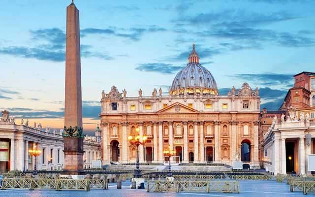 Βατικανό: Επιστρέφει 62 τεχνουργήματα των αυτοχθόνων του Καναδά