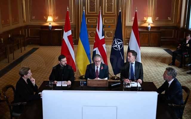 Αρχίζουν στη Γενεύη οι κρίσιμες συνοιμιλίες  ΗΠΑ - Ευρώπης - Ουκρανίας για το αμερικανικό σχέδιο