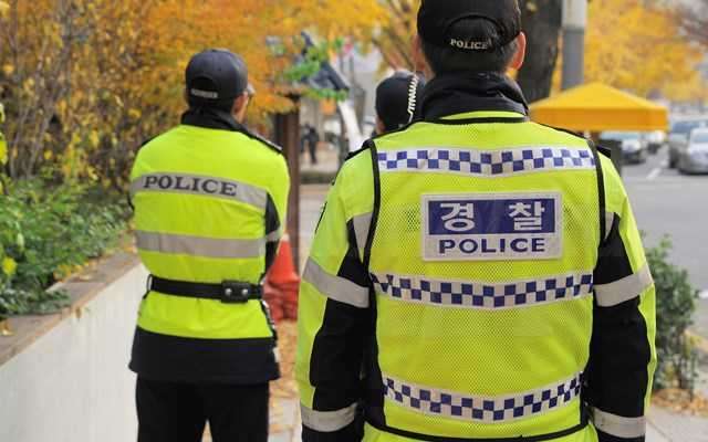 Νότια Κορέα: Διασώθηκαν και οι 267 επιβαίνοντες μετά την προσάραξη οχηματαγωγού - 27 ελαφρά τραυματίες