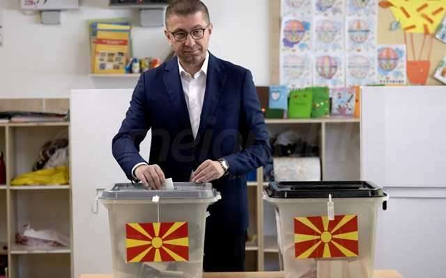 Ο Χρίστιαν Μίτσκοσκι επανεξελέγη αρχηγός του VMRO