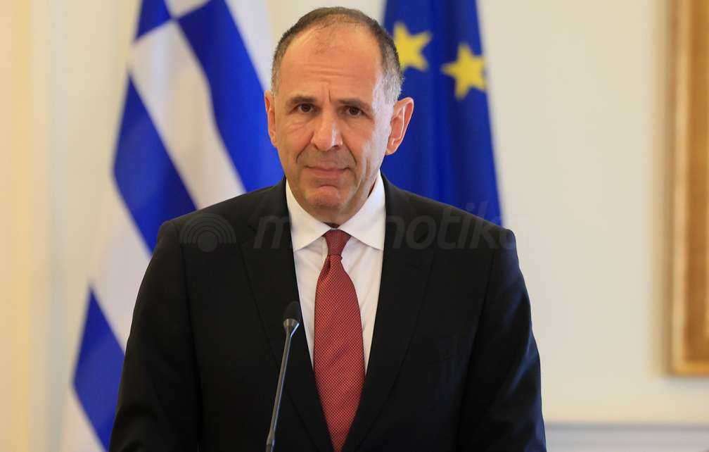 Γεραπετρίτης για την προφυλάκιση των Ελλήνων που φωτογραφήθηκαν με την ελληνική σημαία στην Αγία Σοφία: Ευελπιστούμε ότι άμεσα θα επιλυθεί το ζήτημα