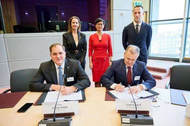 Yπογραφή συμφωνίας Ελλάδας – Αλβανίας για τους 